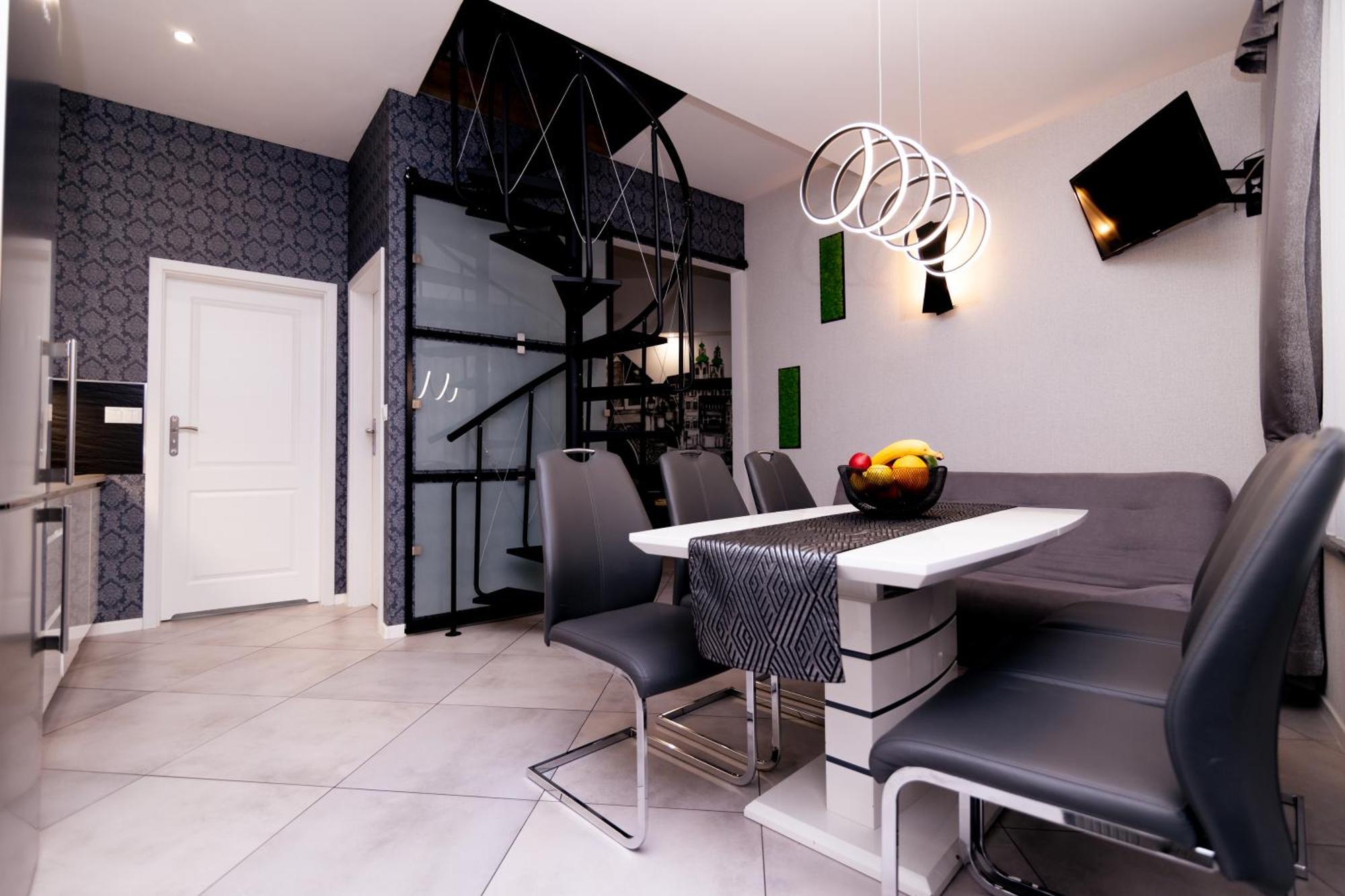 Spadzista 1 Apartment *